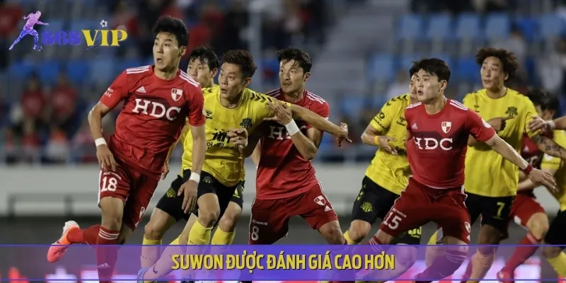 Suwon chiếm ưu thế nhờ phong độ ổn định và hàng công bùng nổ